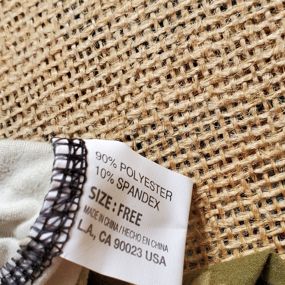 Camo Leggings - Picture 4 of 4